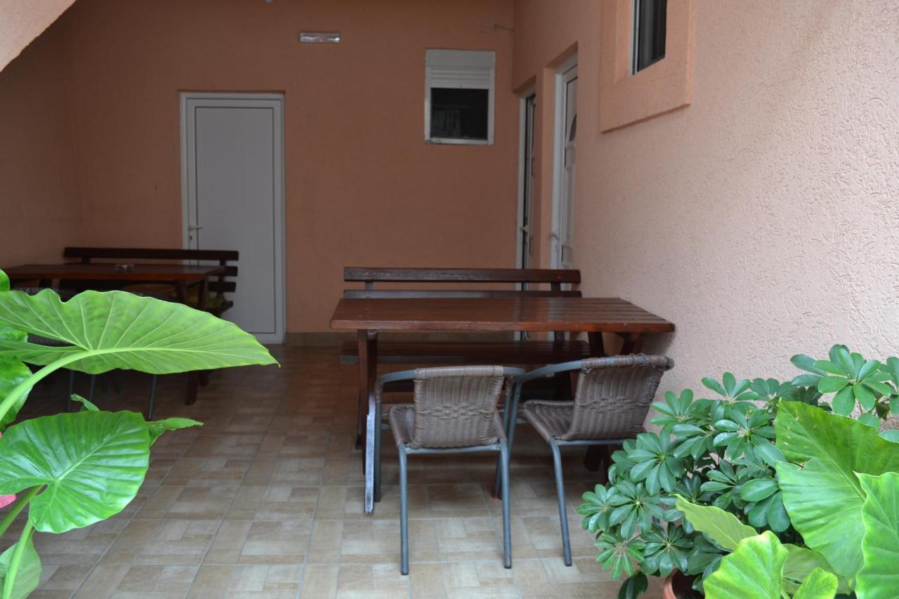 Apartments Milosevic بار المظهر الخارجي الصورة